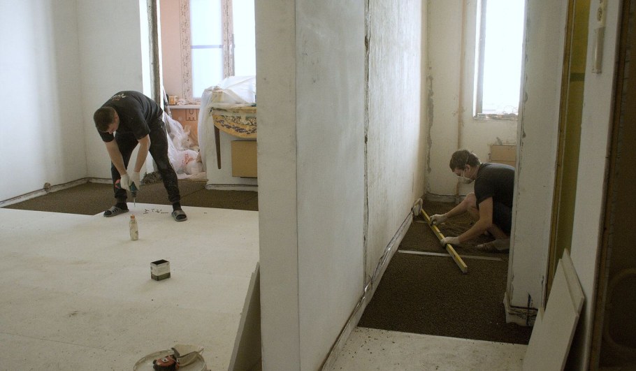 Стяжка пола в панельном доме