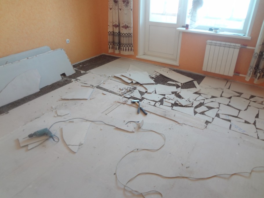 Стяжка пола в квартире