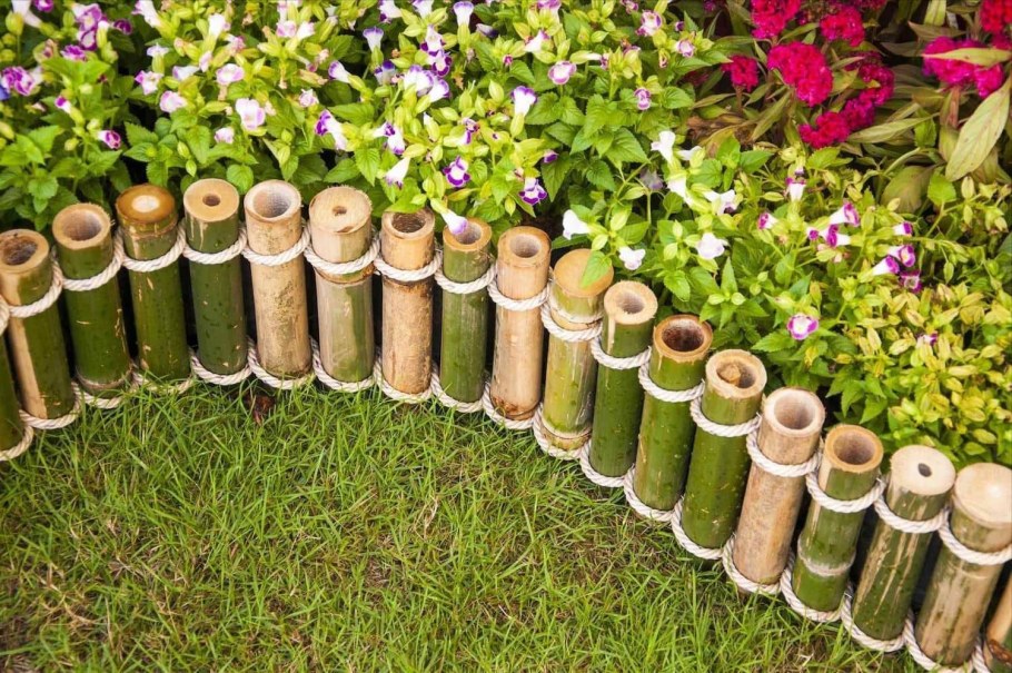 Деревянный бордюр для клумбы