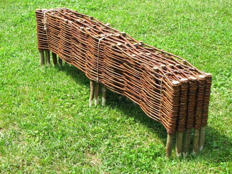 Декоративный плетеный забор