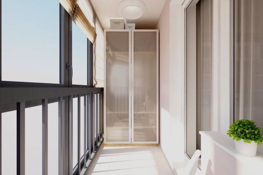 Красивый белый балкон