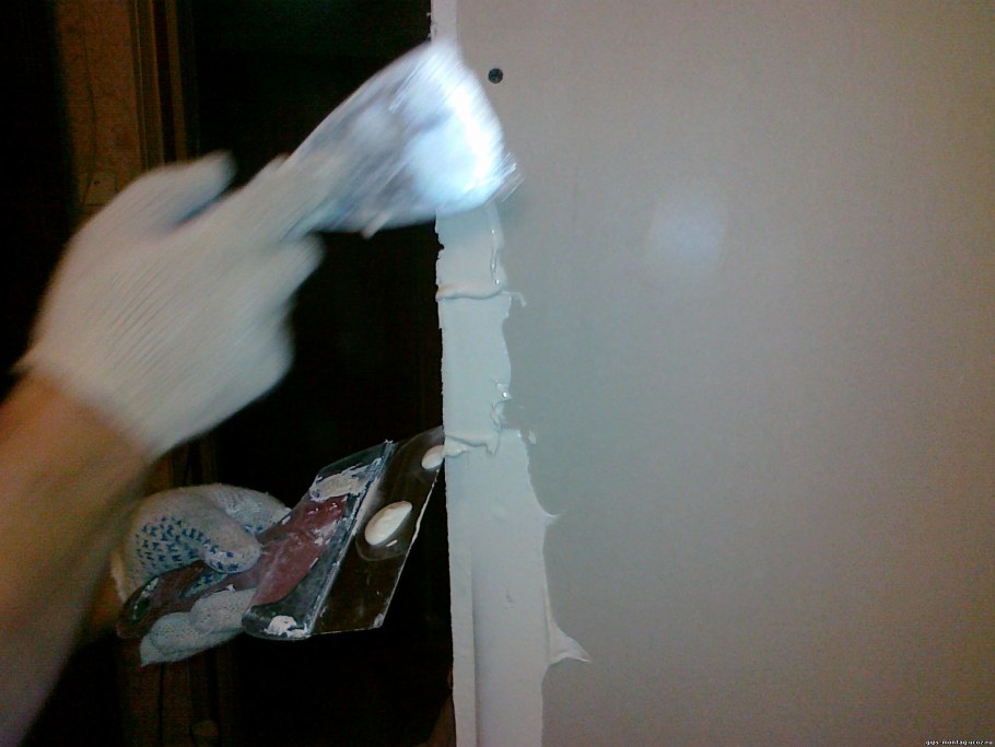 Шпаклевка углов гипсокартона