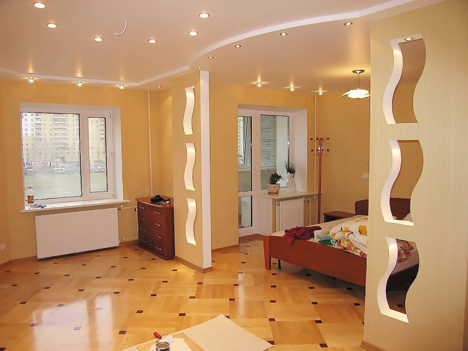 Потолок в спальне