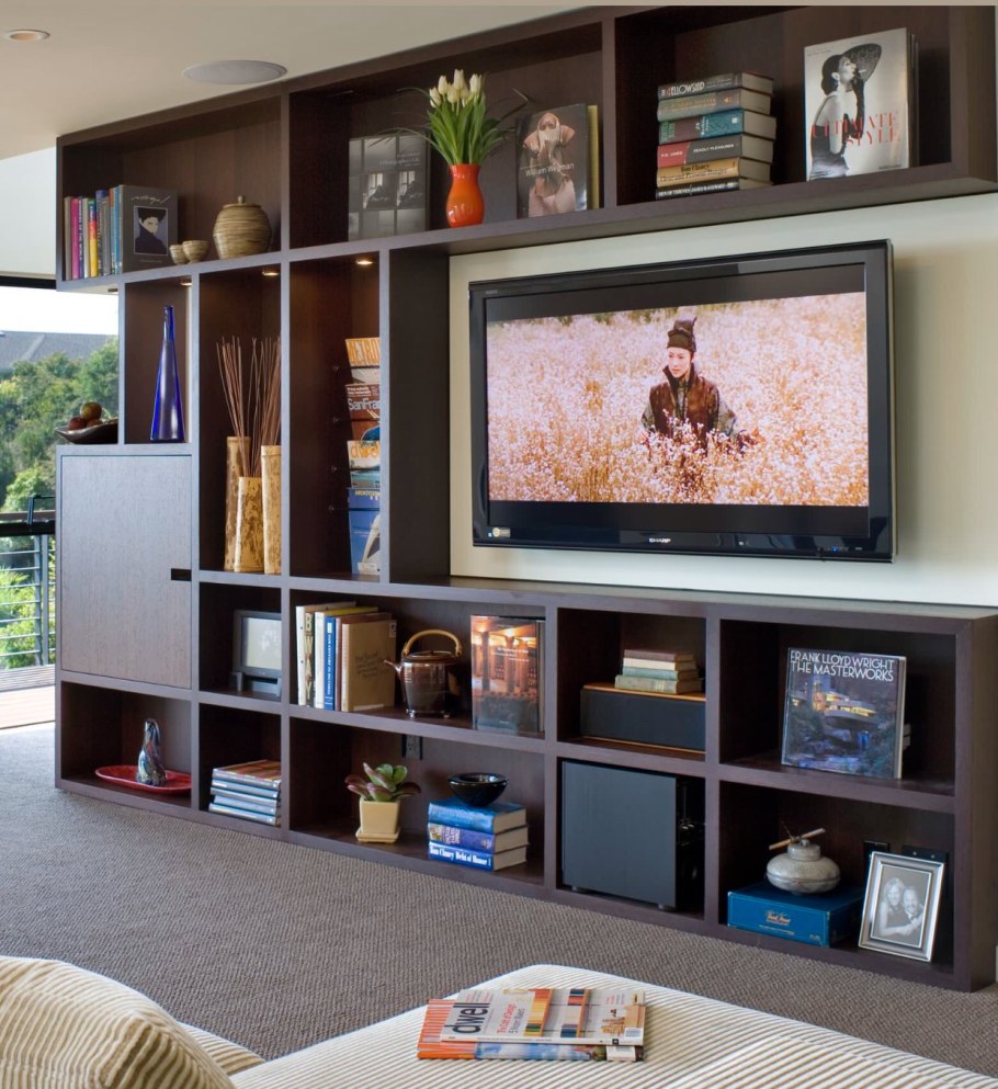 Полка под телевизор на стену