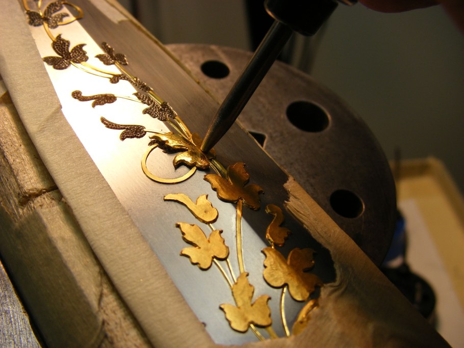 Тауширование инкрустация