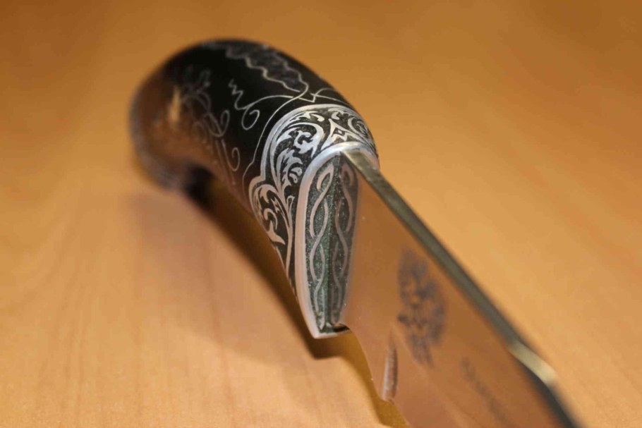 Резьба по металлу