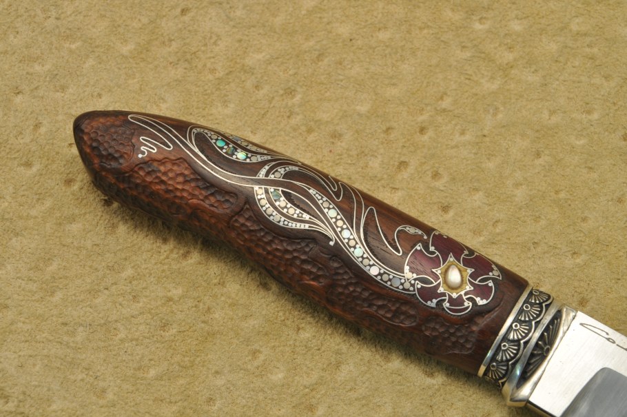 Охотничьи ножи инкрустация всечка
