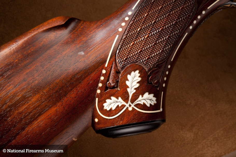 Инкрустированное ружье