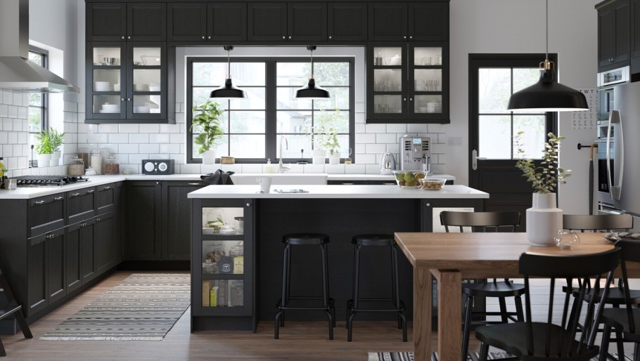 Икеа Лерхюттан