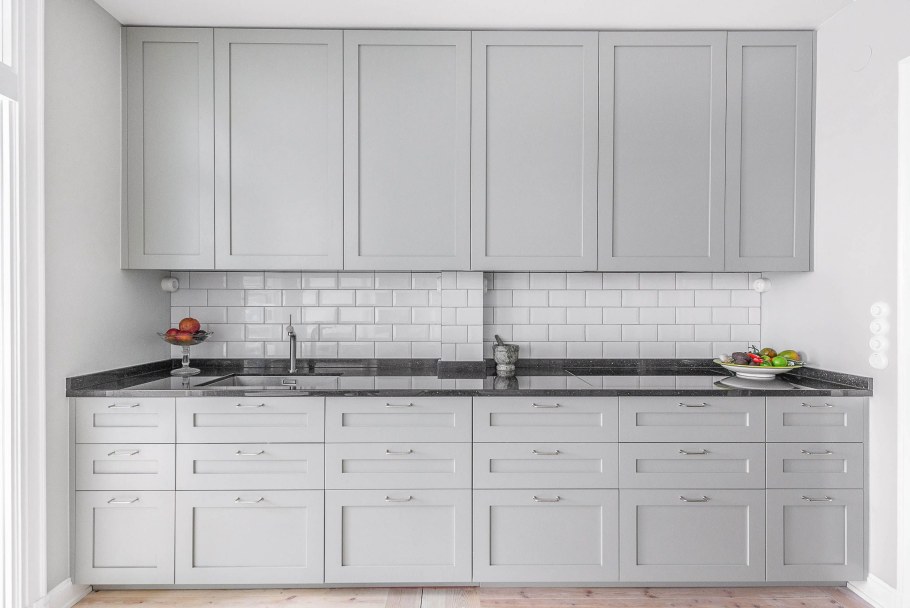 Лерхюттан кухня икеа серая