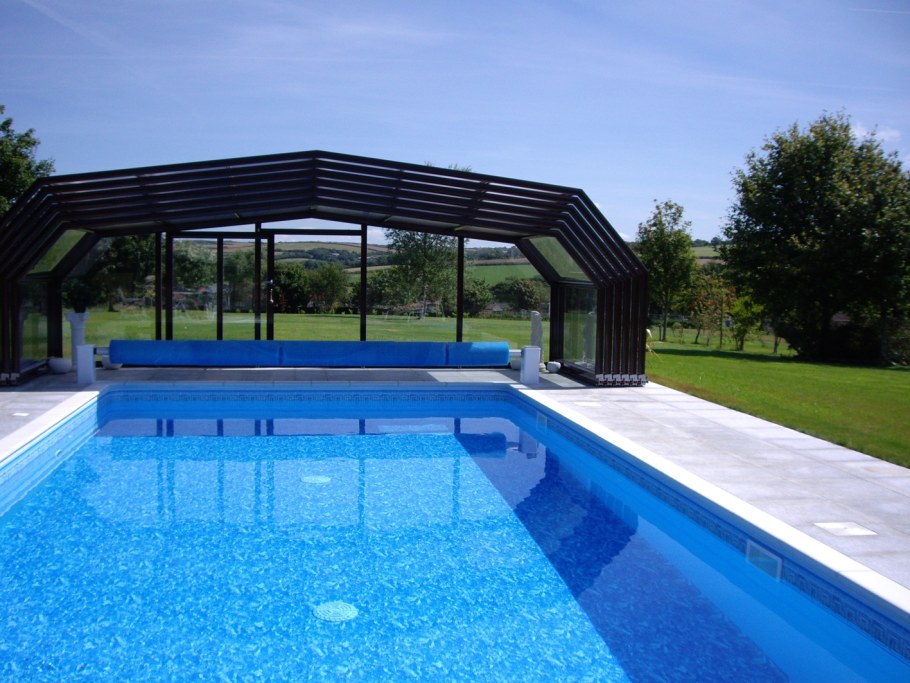 Бассейн высокий