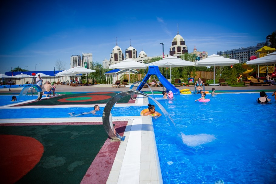 Нурсултан Астана аквапарк