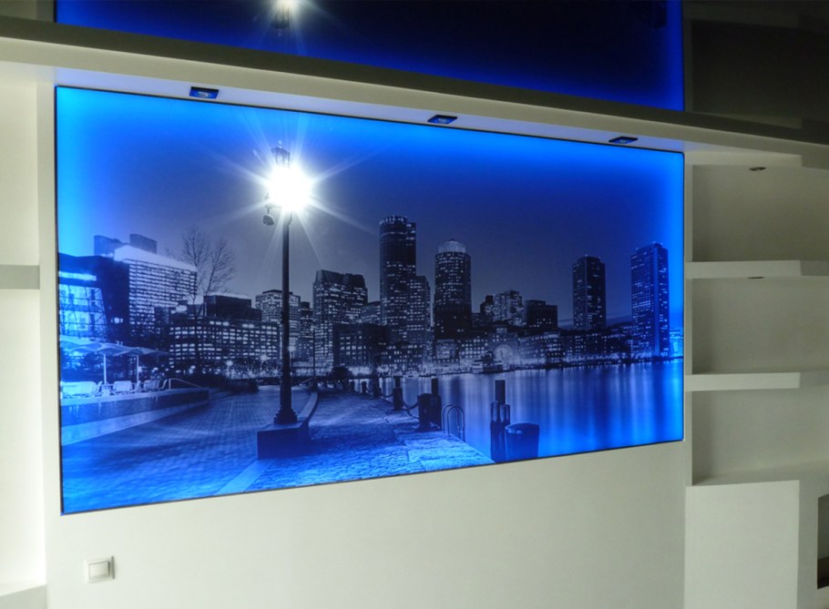 Стеклянное панно с подсветкой