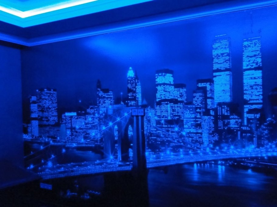 Неоновая краска для стен