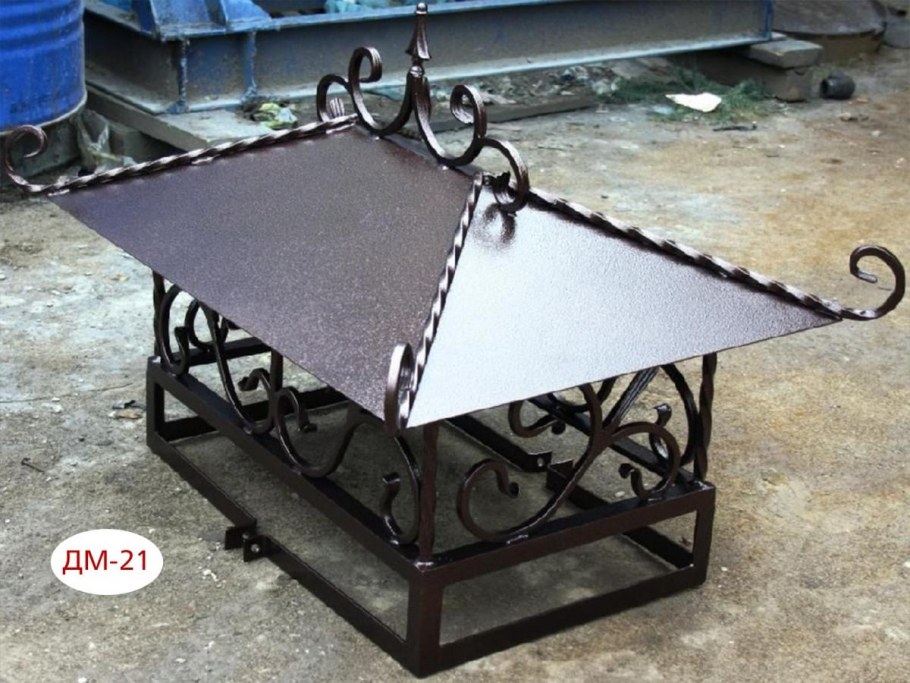 Кованые дымники на трубу