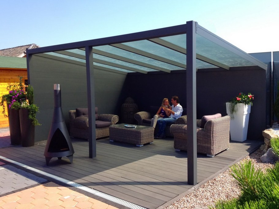 Пергола патио с мангалом