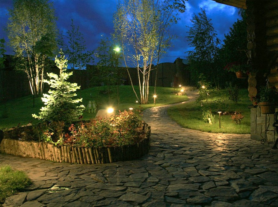 Подсветка ландшафта