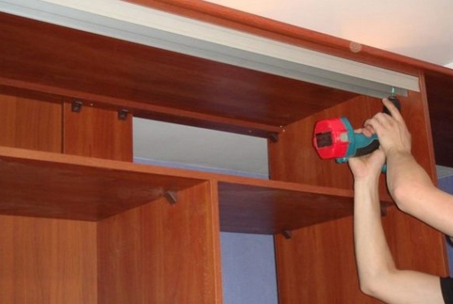 Направляющие шкафа Stanley