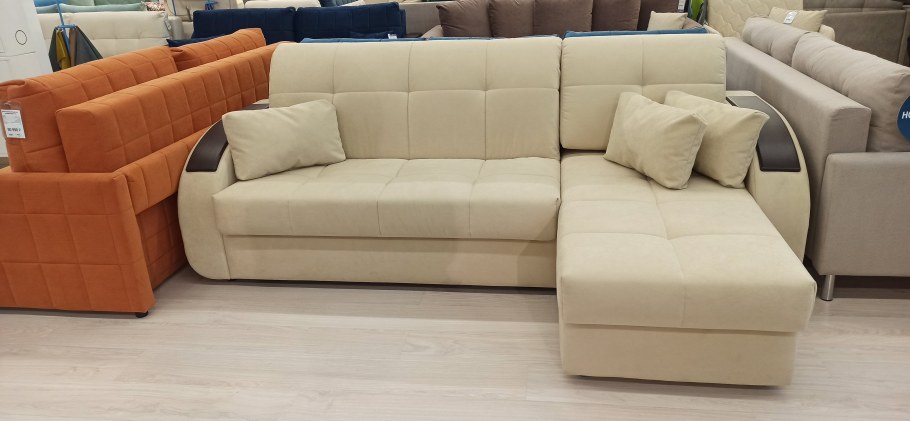 Люблинское поле строительный рынок