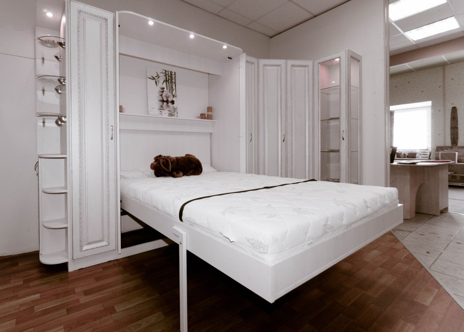 Корпусная мебель для спальни