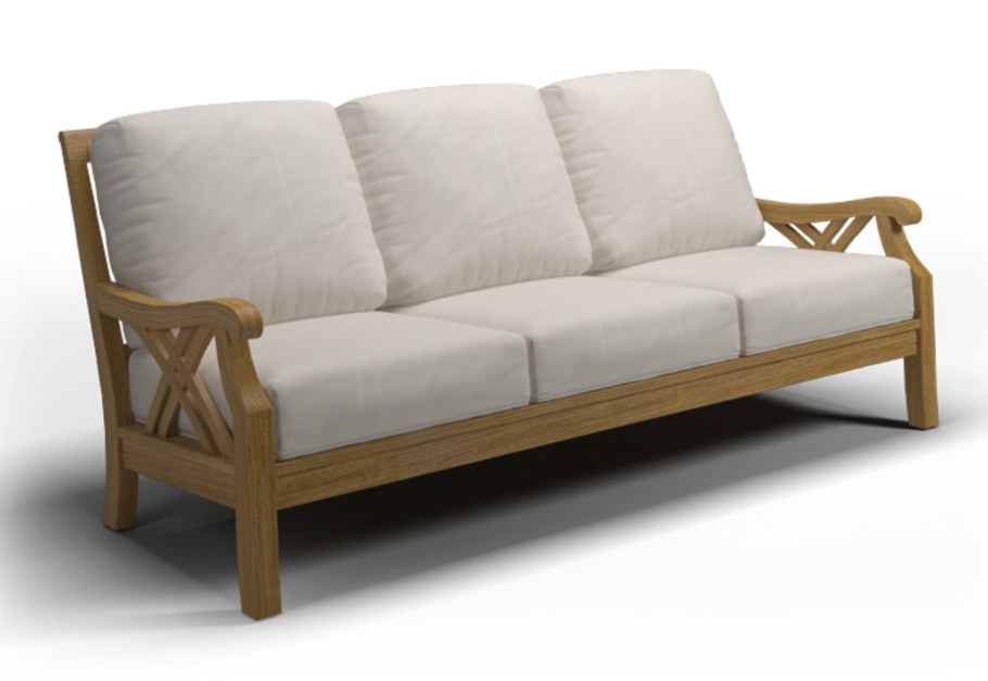 Деревянный диван для террасы