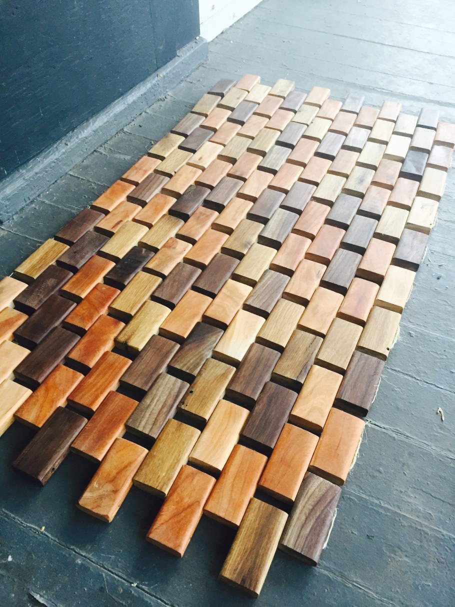 Напольное покрытие для дачи