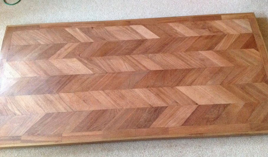 Столешница из паркета