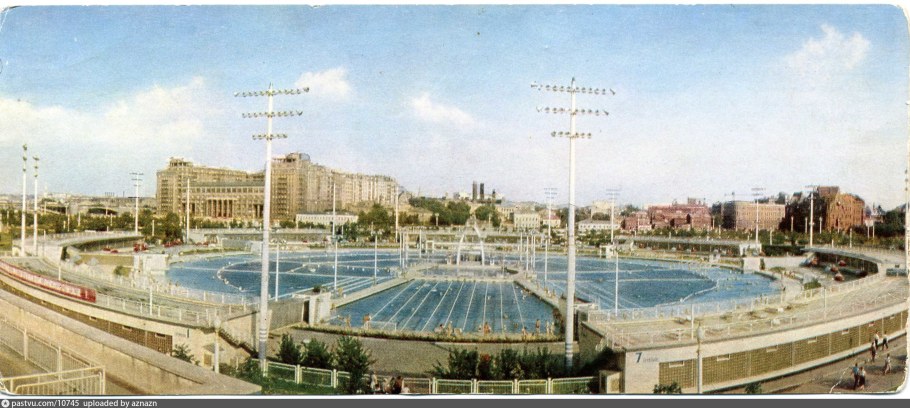 Храм Христа Спасителя бассейн