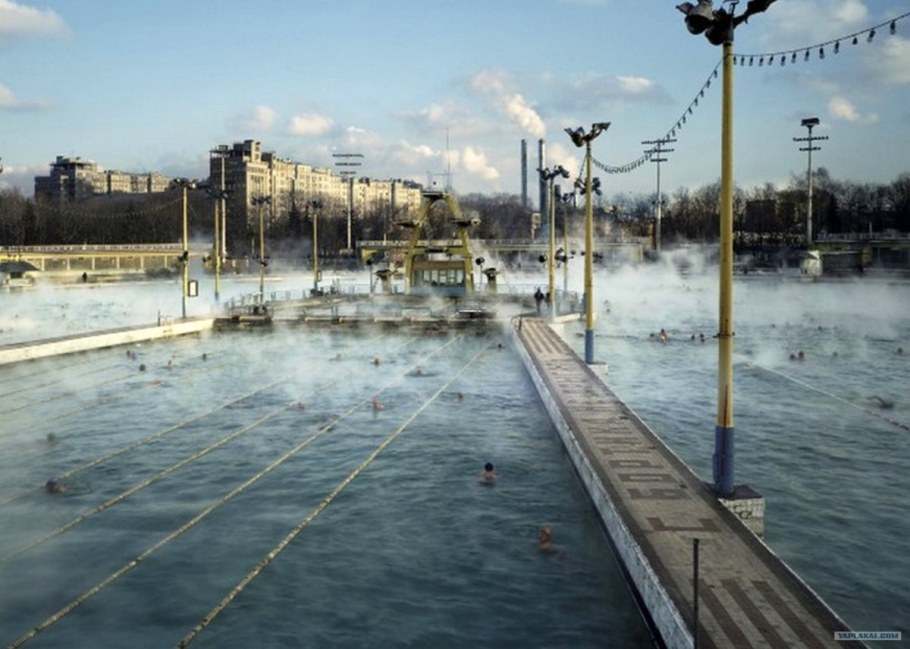 Бассейн Москва храм Христа Спасителя