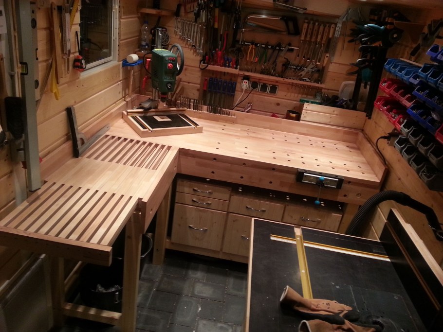 Мастерская в гараже