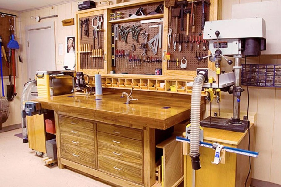 Мастерская в гараже
