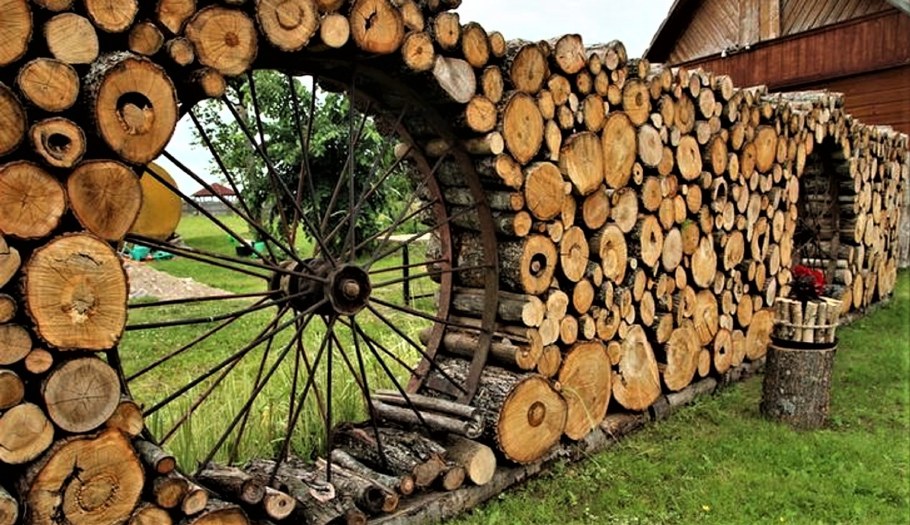 Необычный забор из штакетника