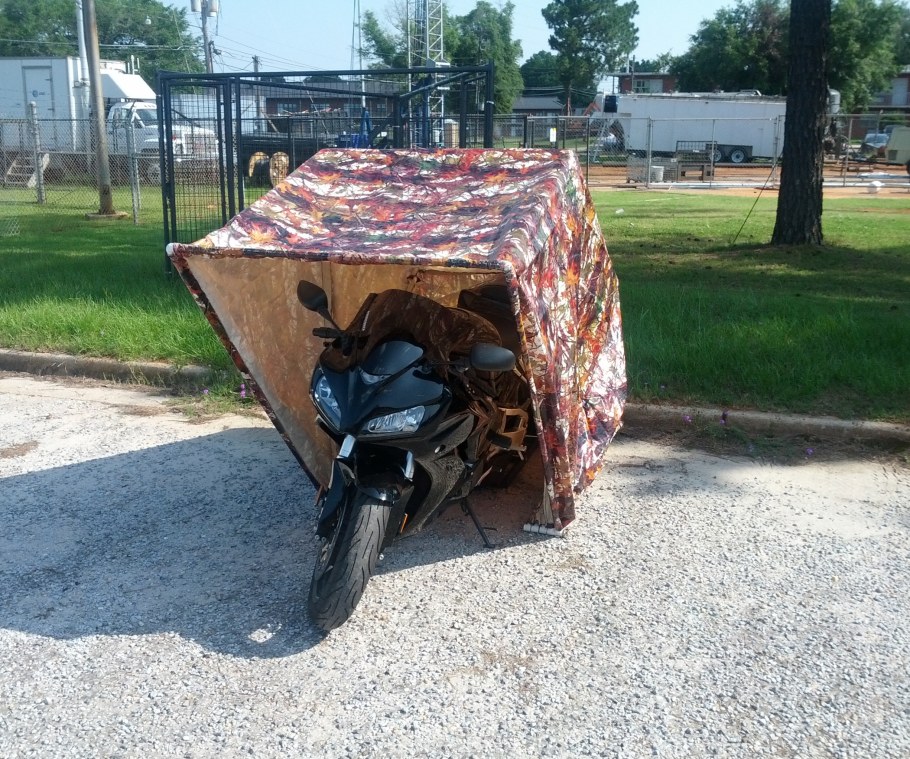 Контейнер гараж для мотоцикла