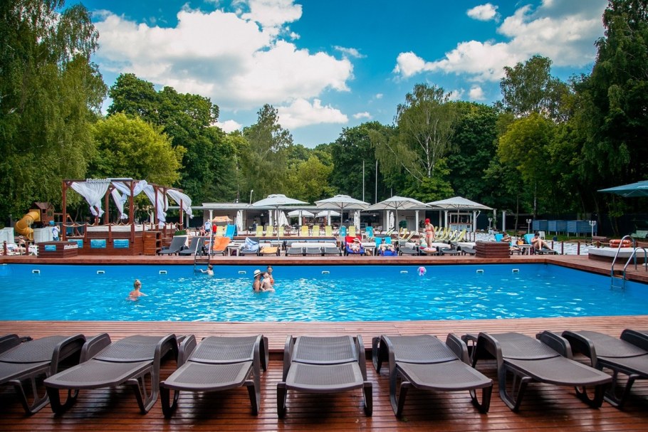 Бассейн the Баssейн в парке Сокольники