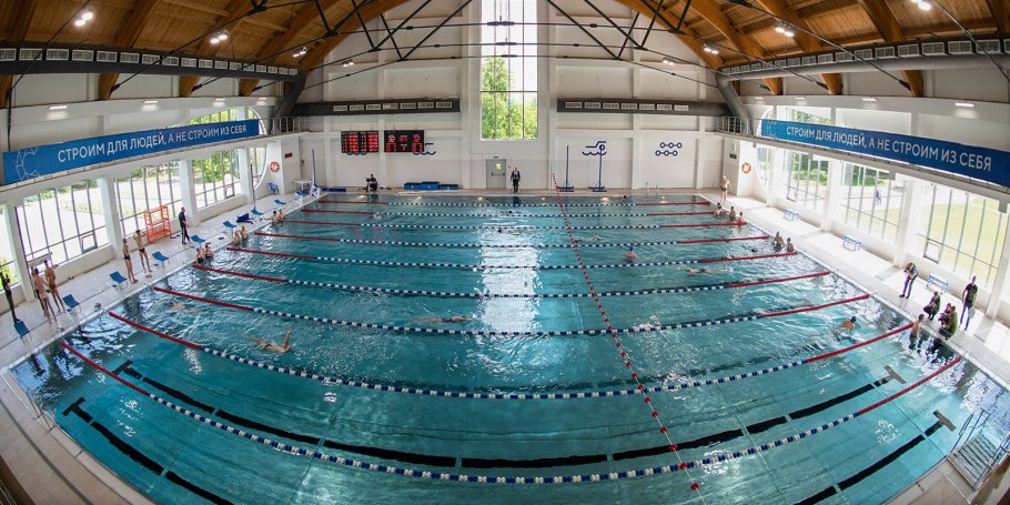 Бассейн в Строгино открытый бассейн