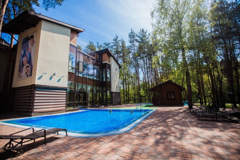 Золотая рыбка бассейн Казань