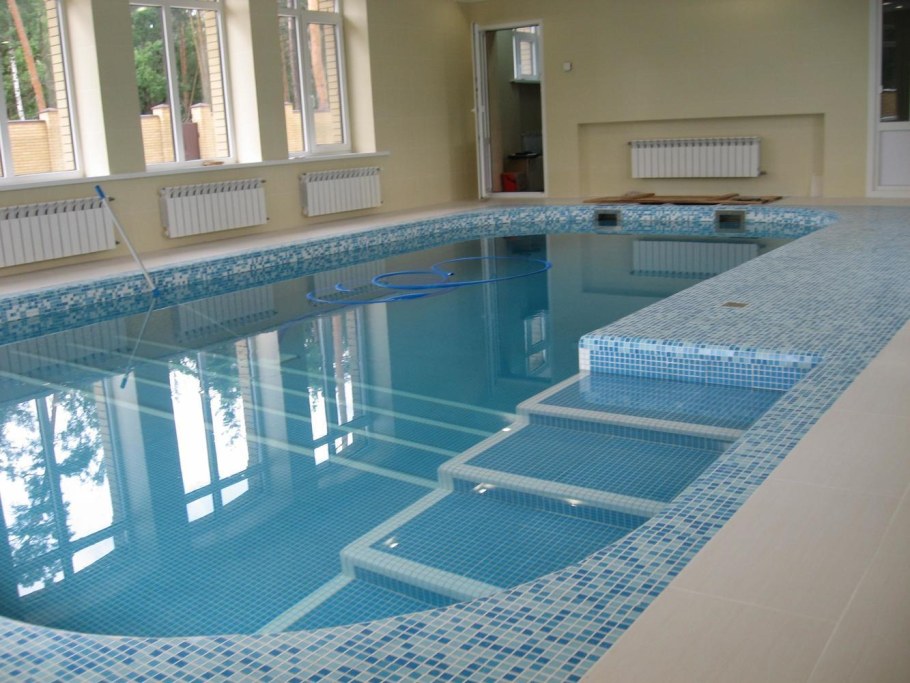 Открытый бассейн горячий ключ