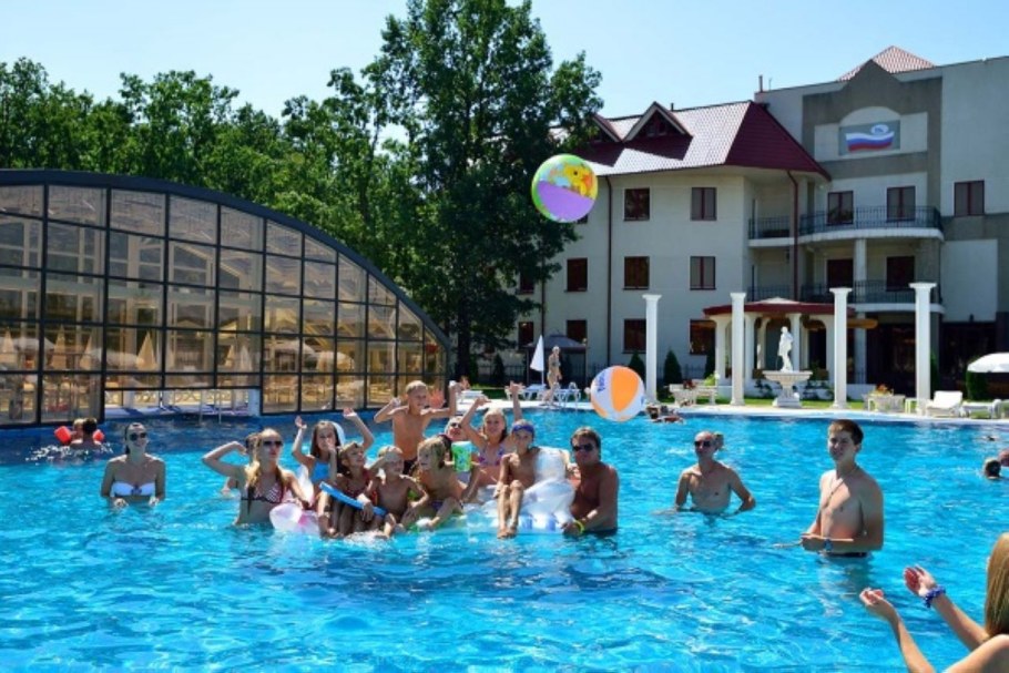 Бассейн Белогорье Белгород