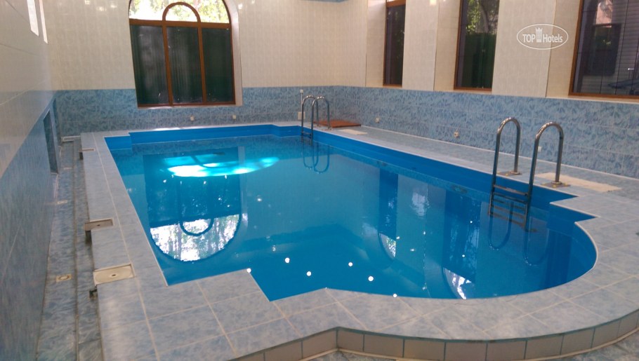 Открытый бассейн, деревня Курово