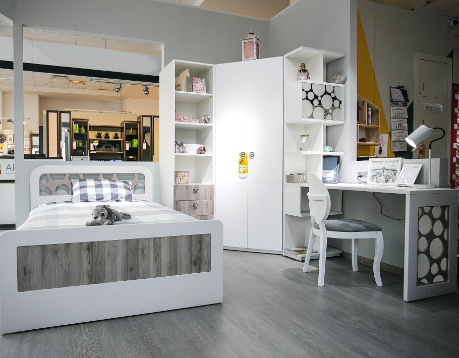 Мебель клюква вельвет