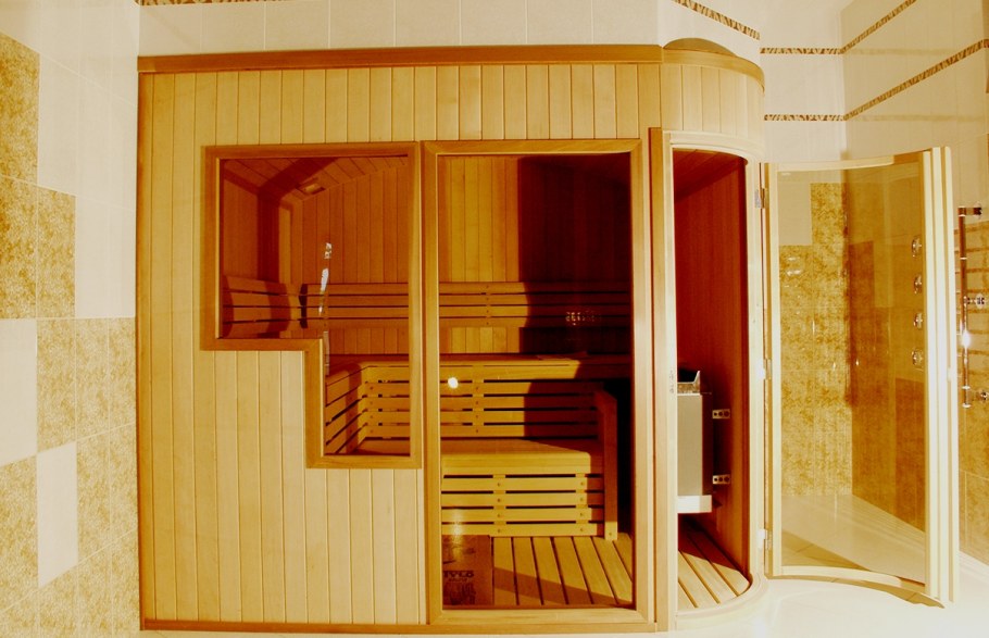 Дверь в сауну