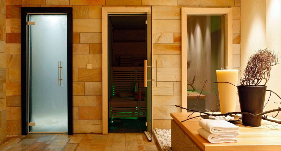 Стеклянная дверь в баню 190х70 ТLD-9