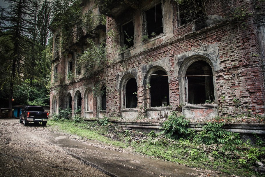 Ткварчели Акармара