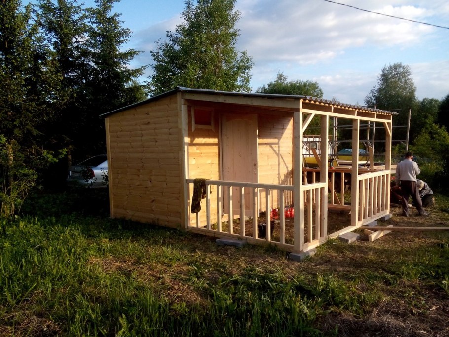 Дачный домик внутри