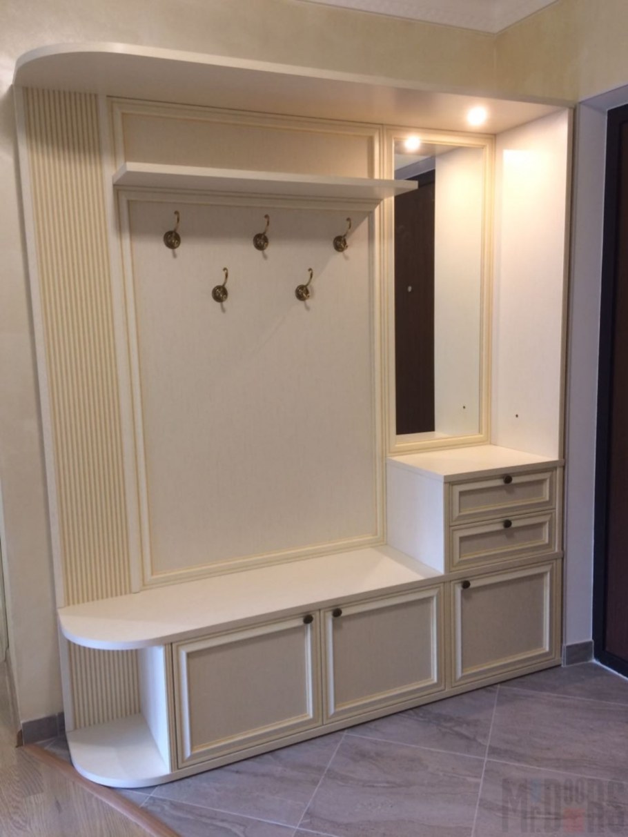 Угловая прихожая Адель