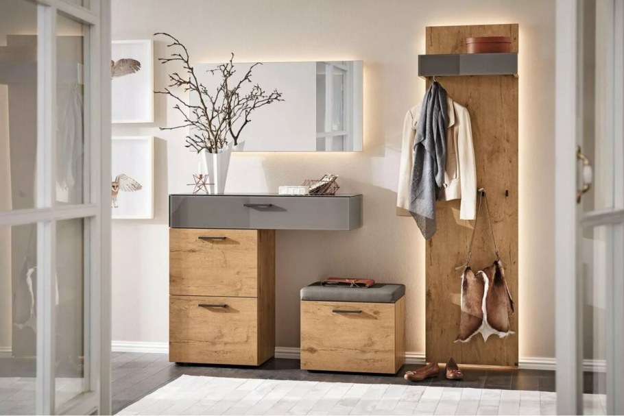 Дельфика прихожая