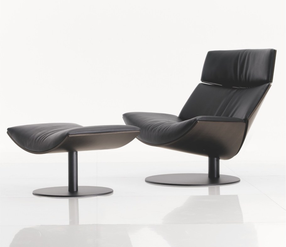 Белый диван