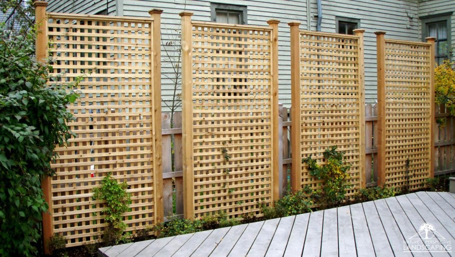 Забор из реек