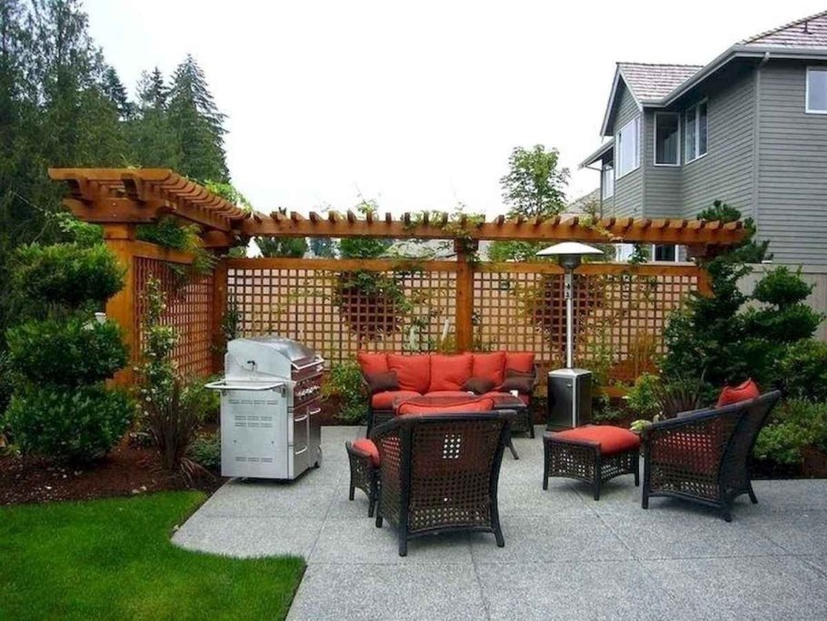 Зонирование участка перголами