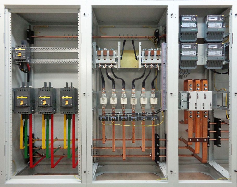 Щит ВРУ 0,4 кв с АВР 250а